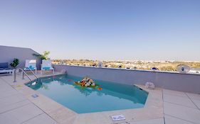 Salmar Court Holiday Apartments